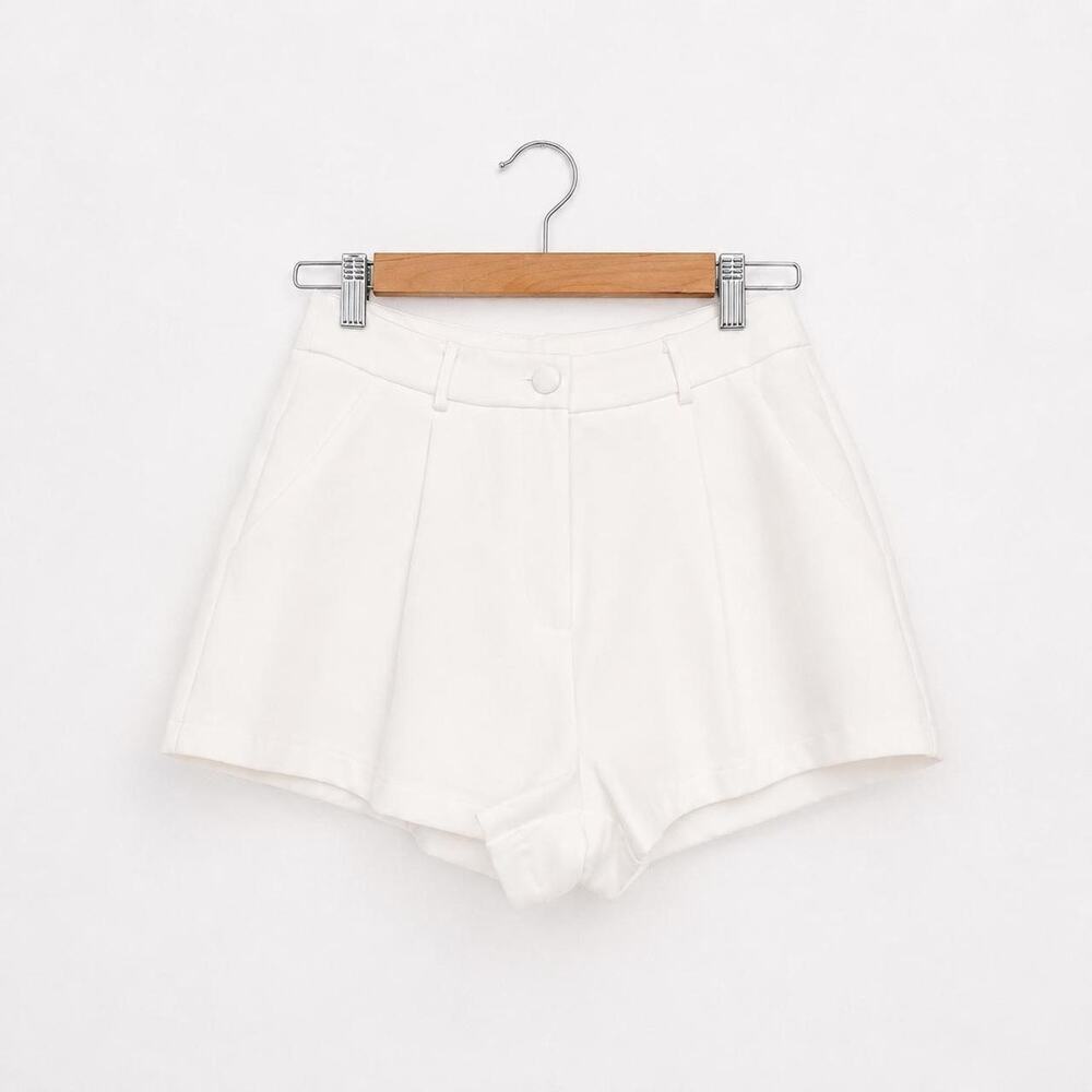 chic white flowy dress shorts